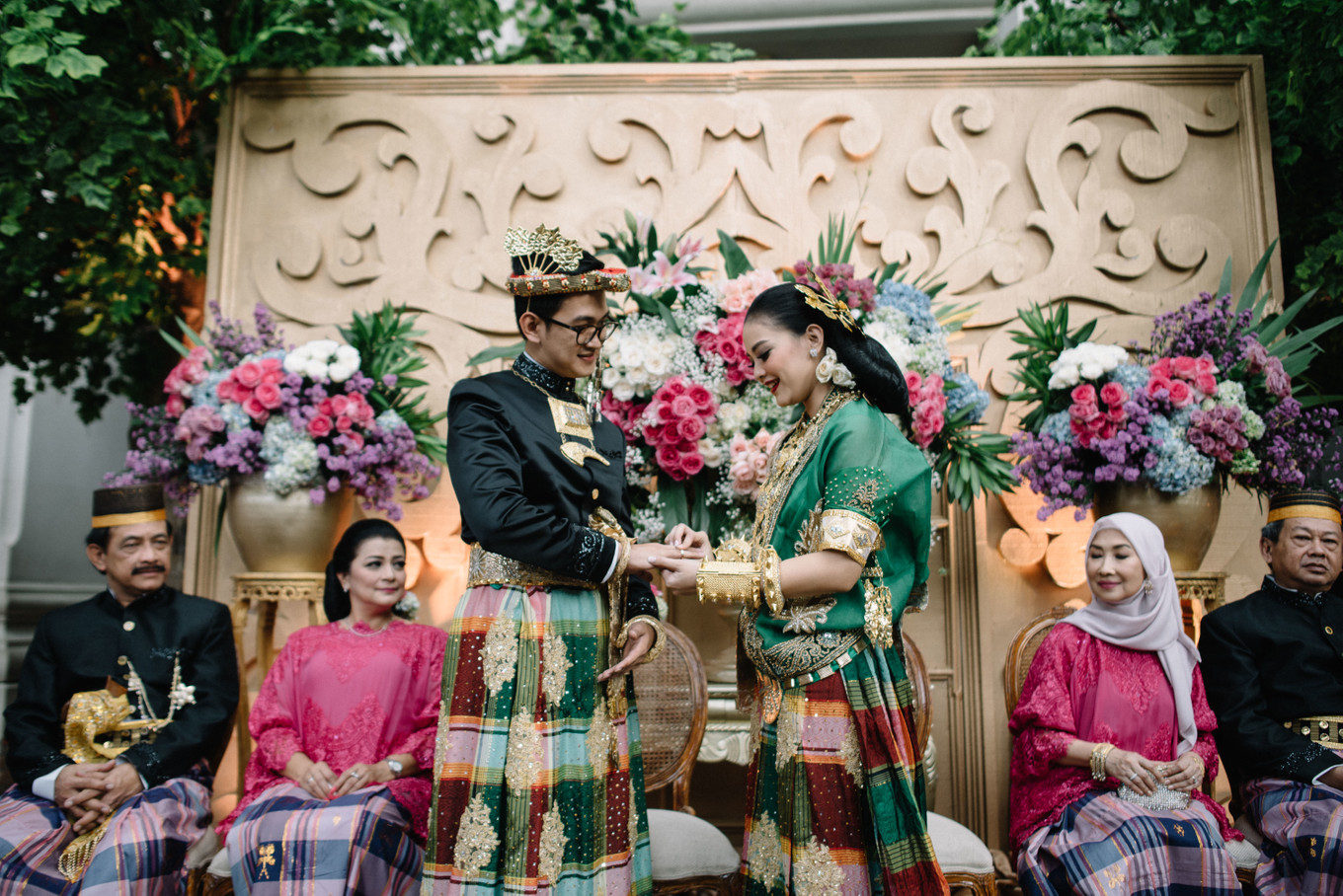 dating ideas in jakarta Here are some ideas where to take your significant other the intercontinental jakarta midplaza to celebrate valentine's day, the grand mercure jakarta harmoni offers couples to engage in a romantic poolside candle light dinner on the hotel's 5th floor the set menu dinner includes an appetizer, main. dating ideas in jakarta Here are some ideas where to take your significant other the intercontinental jakarta midplaza to celebrate valentine's day, the grand mercure jakarta harmoni offers couples to engage in a romantic poolside candle light dinner on the hotel's 5th floor the set menu dinner includes an appetizer, main.