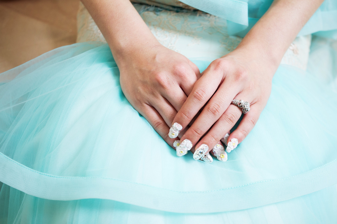 Vendor of the week Nail Avenue Bridestory Blog