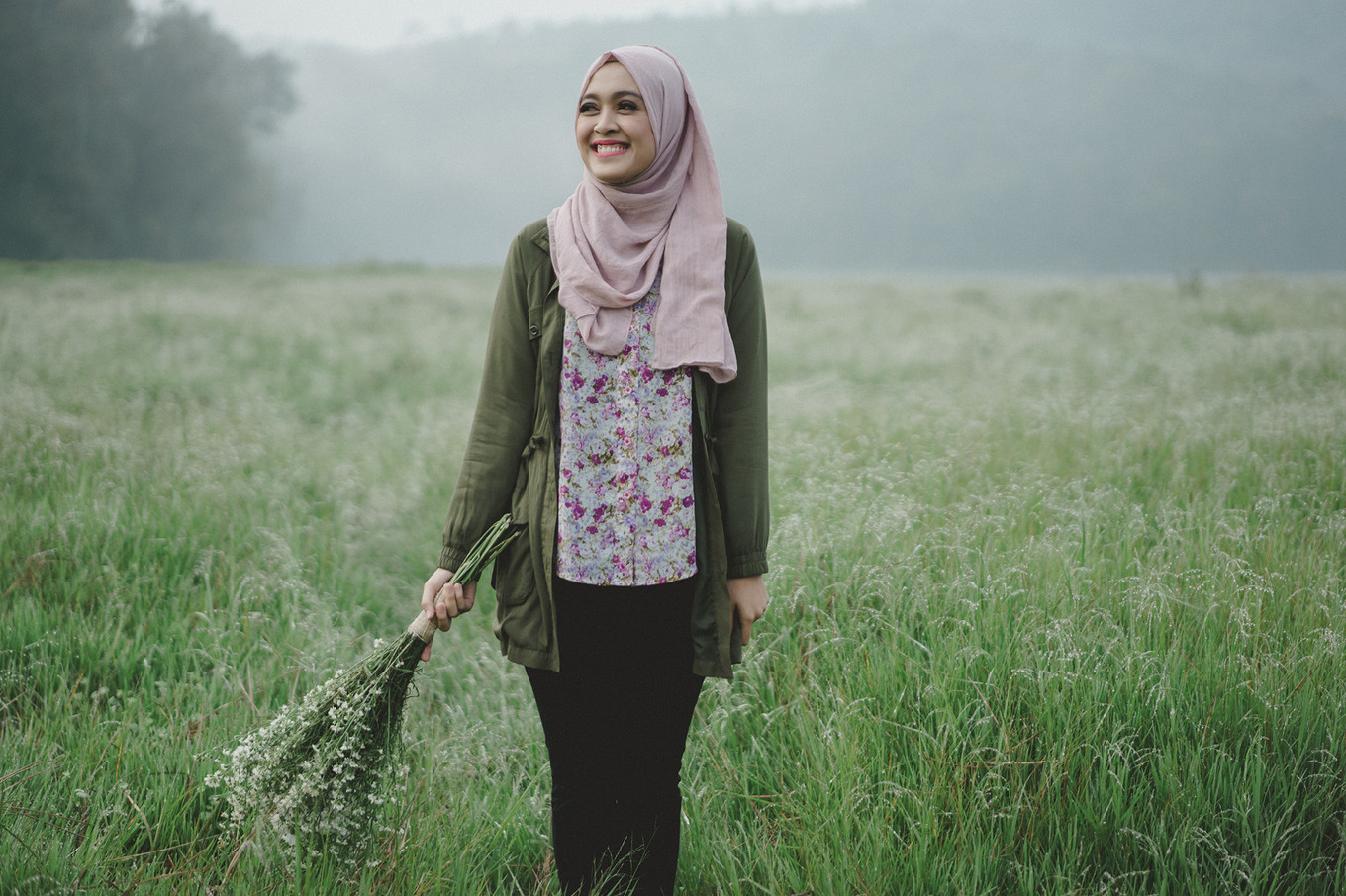 A Laid-Back Pre-Wedding Session at Situ Patenggang ...