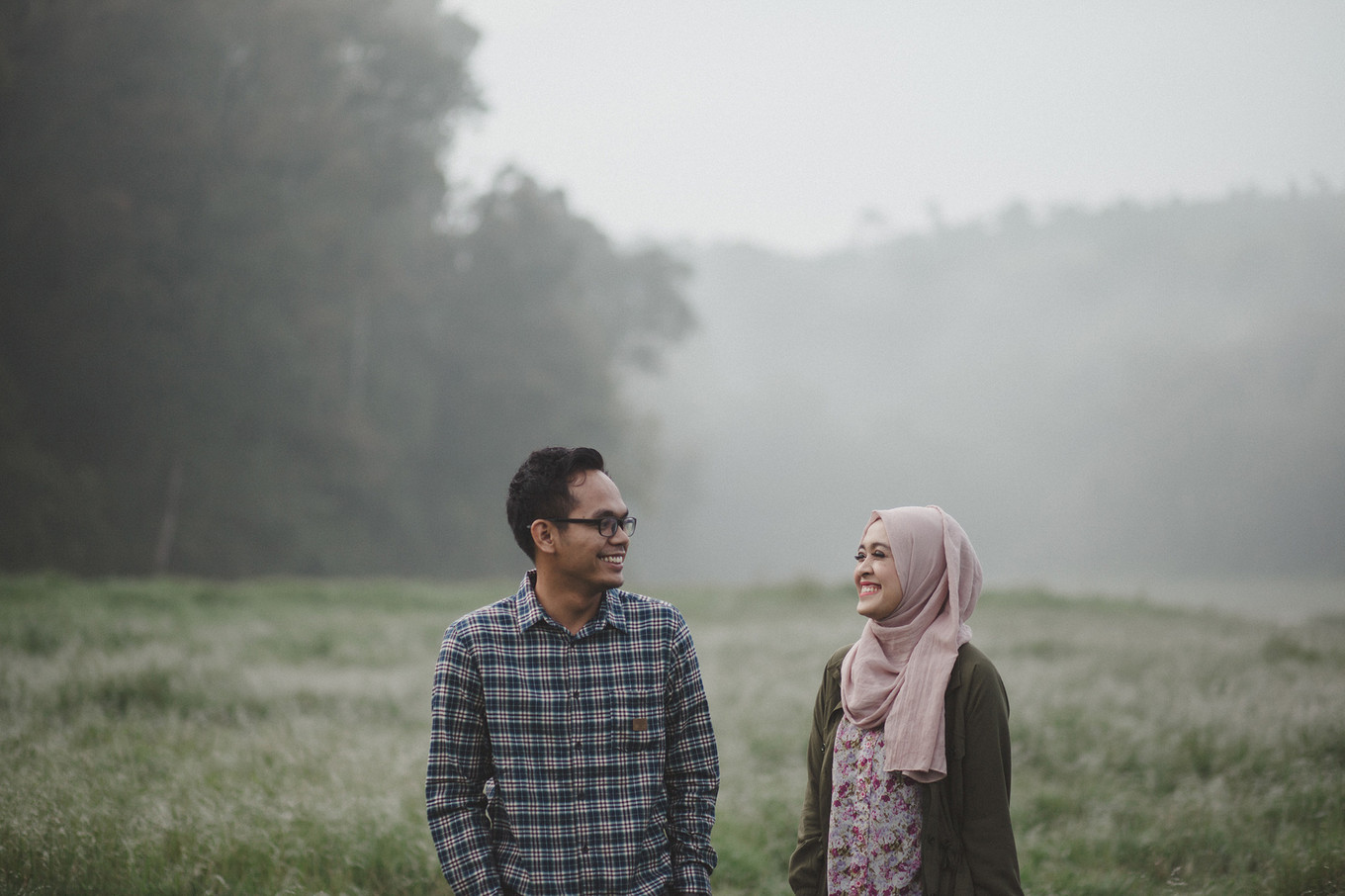 A Laid-Back Pre-Wedding Session at Situ Patenggang ...
