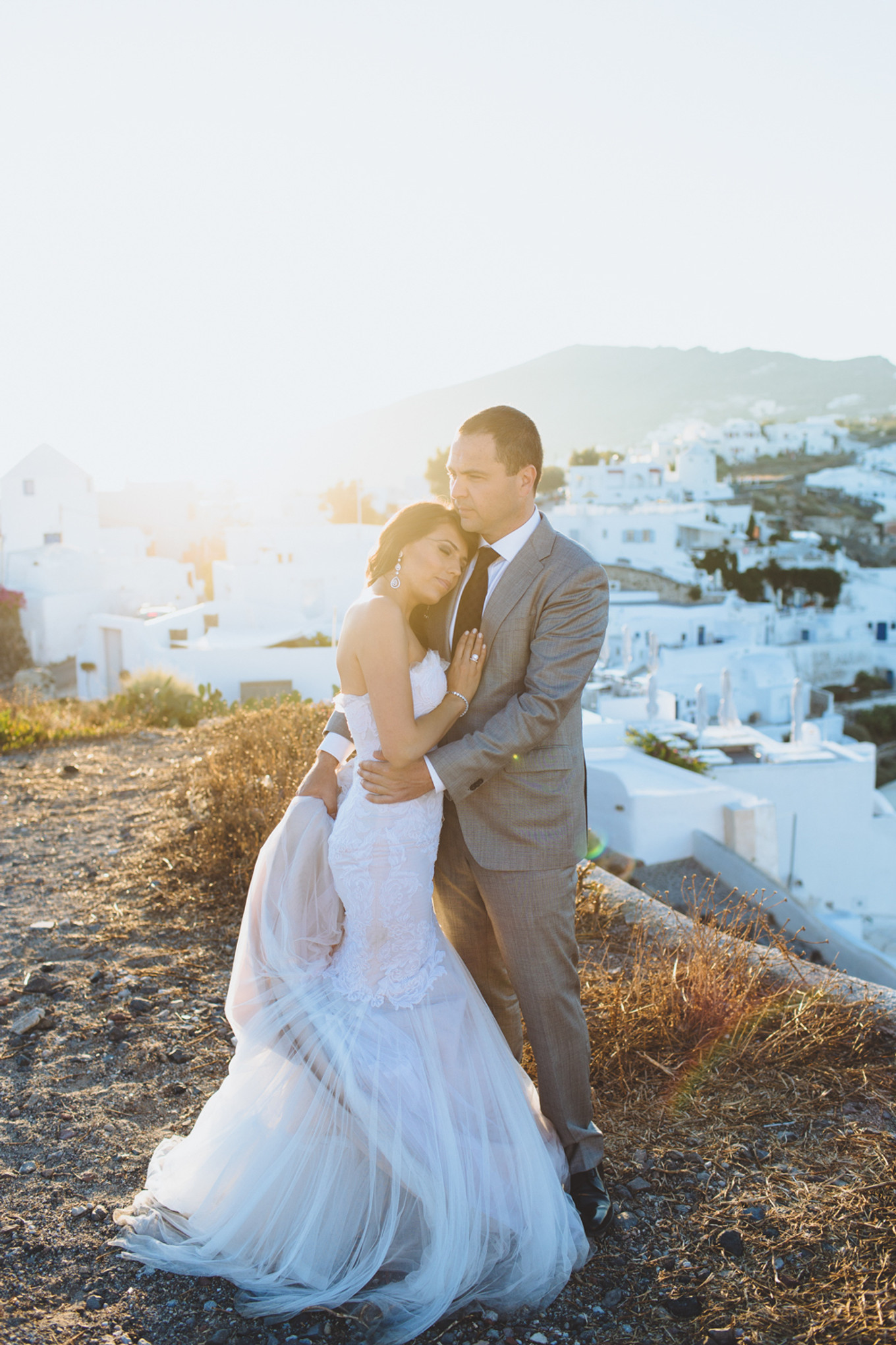 An Intimate, Romantic Wedding in Santorini, Greece ...