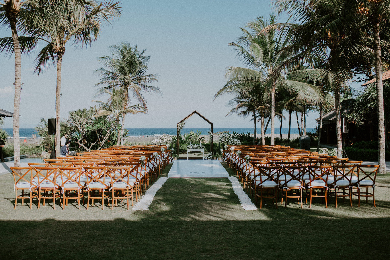 Artikel mengenai Real Wedding Bridestory blog real weddings