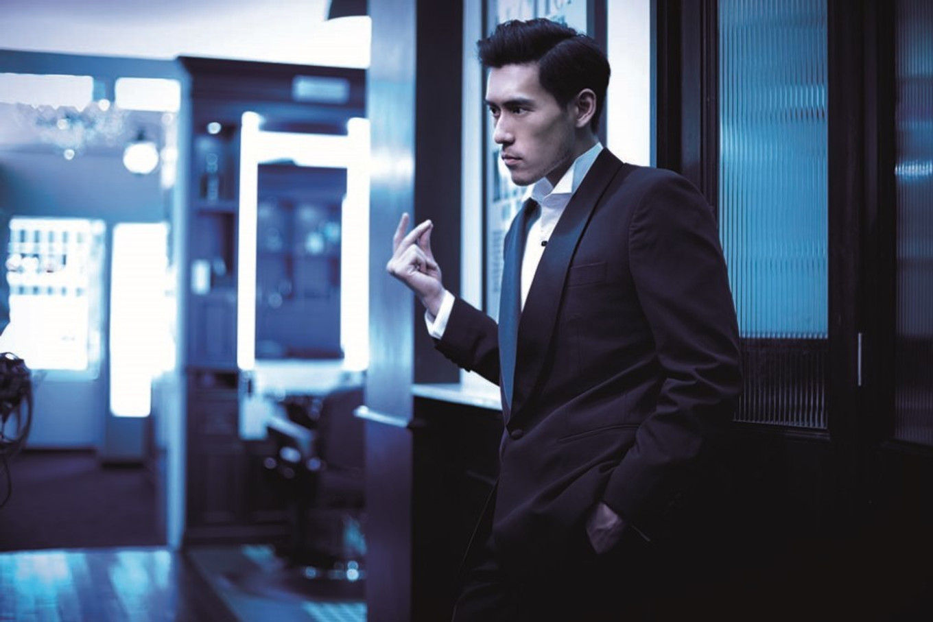 MEDIACORP ARTISTE JAMES SEAH looks sharp in tailored suits Bridestory