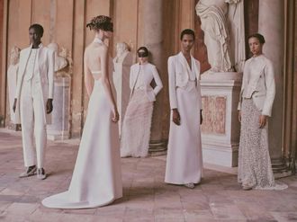 15-inspirasi-busana-pengantin-dari-koleksi-dior-cruise-2026-dior2-MVrmR04w3.jpg