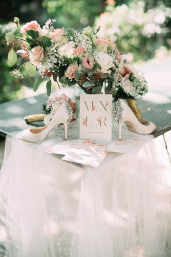 a-chic-garden-affair-with-a-rustic-twist-1