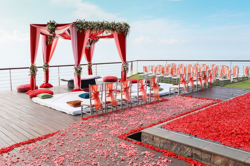 a-vibrant-indian-wedding-in-uluwatu-bali-1