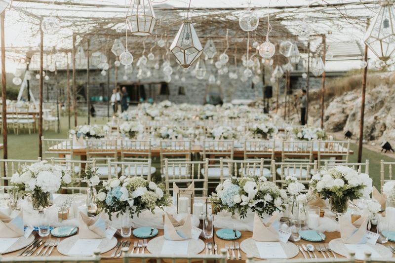one-couples-rustic-white-wedding-with-a-touch-of-sky-blue-1
