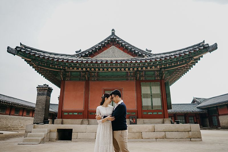 a-fun-and-colorful-prewedding-album-taken-in-seoul-1