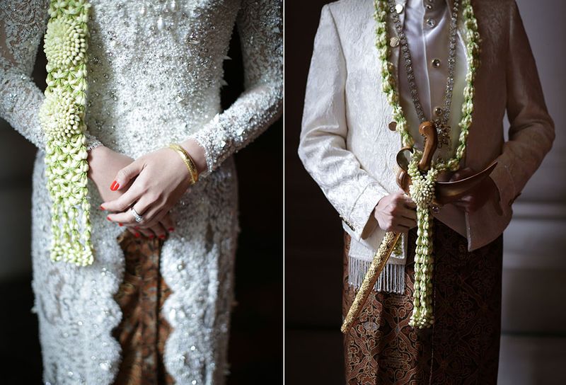 a-traditional-javanese-wedding-with-lavish-florals-1