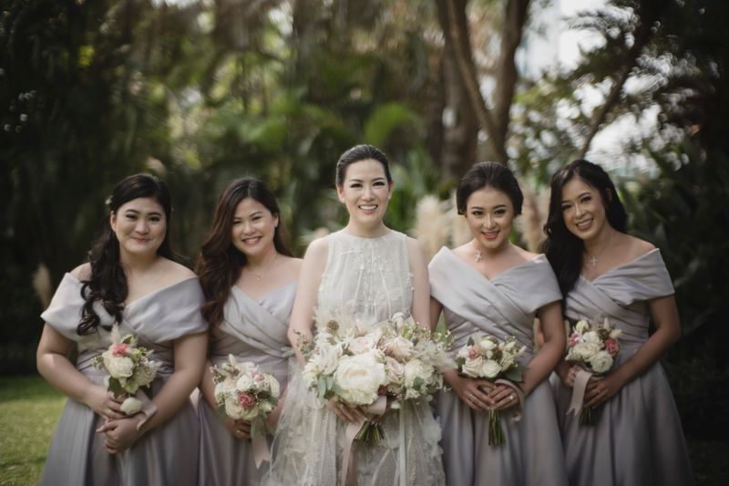 the-natural-elegant-holy-matrimony-of-two-lovers-in-jakarta-1