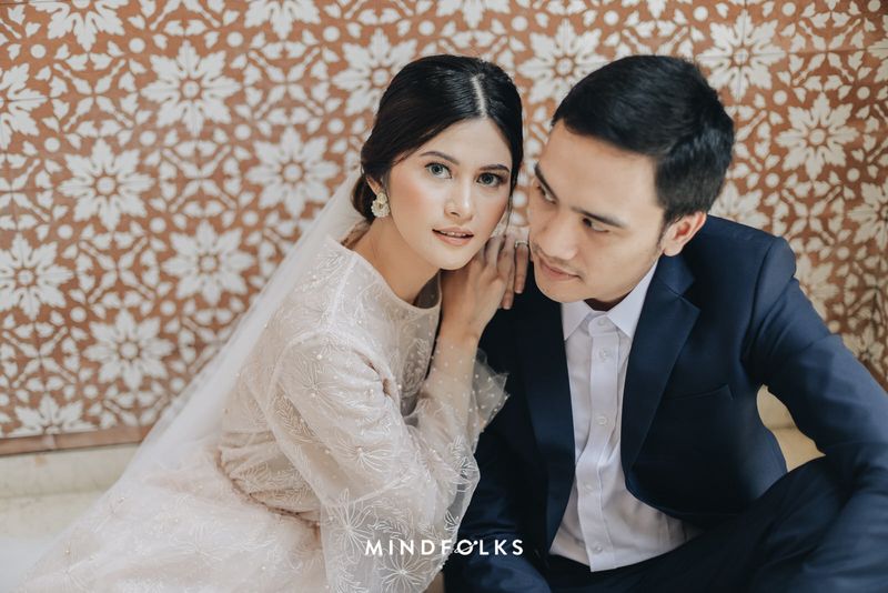 inspirasi-etnik-nusantara-dikemas-modern-dalam-album-prewedding-namira-dan-dhito-1