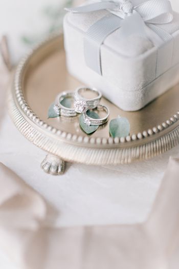 a-pair-of-childhood-sweethearts-stardust-themed-wedding-1