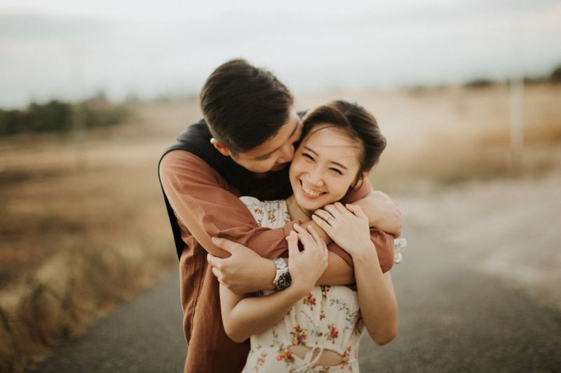 pesona-keajaiban-langit-sumba-dalam-prewedding-michelle-dan-leonardus-1