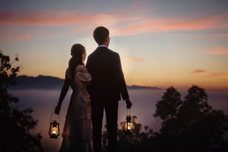 album-pre-wedding-berlatar-pemandangan-natural-di-yogyakarta-1