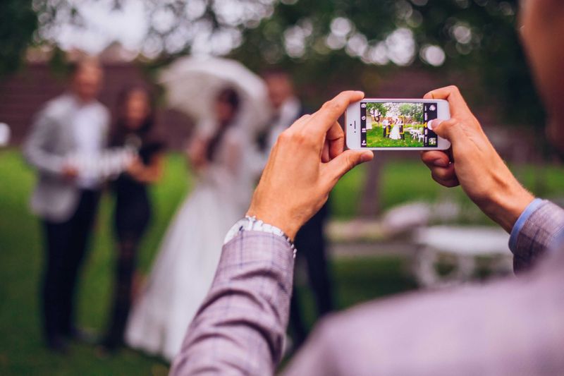 50-ide-caption-instagram-untuk-deskripsi-foto-bersama-pasangan-1