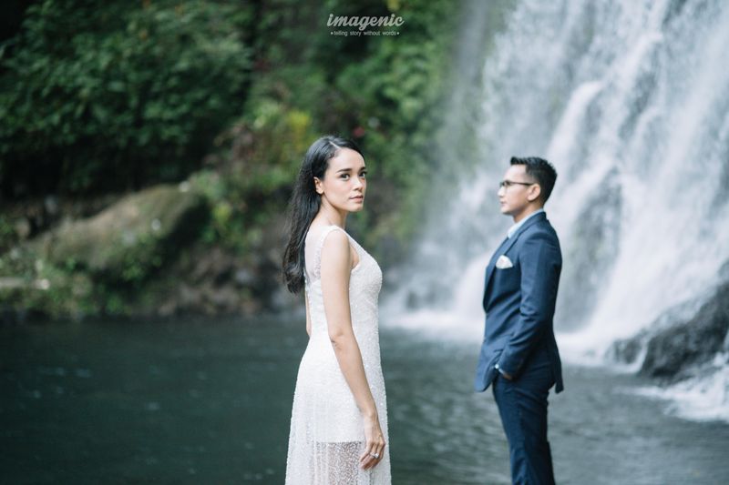 potret-prewedding-aubry-beer-and-rendika-aprizkiaji-yang-romantis-dan-penuh-kehangatan-1